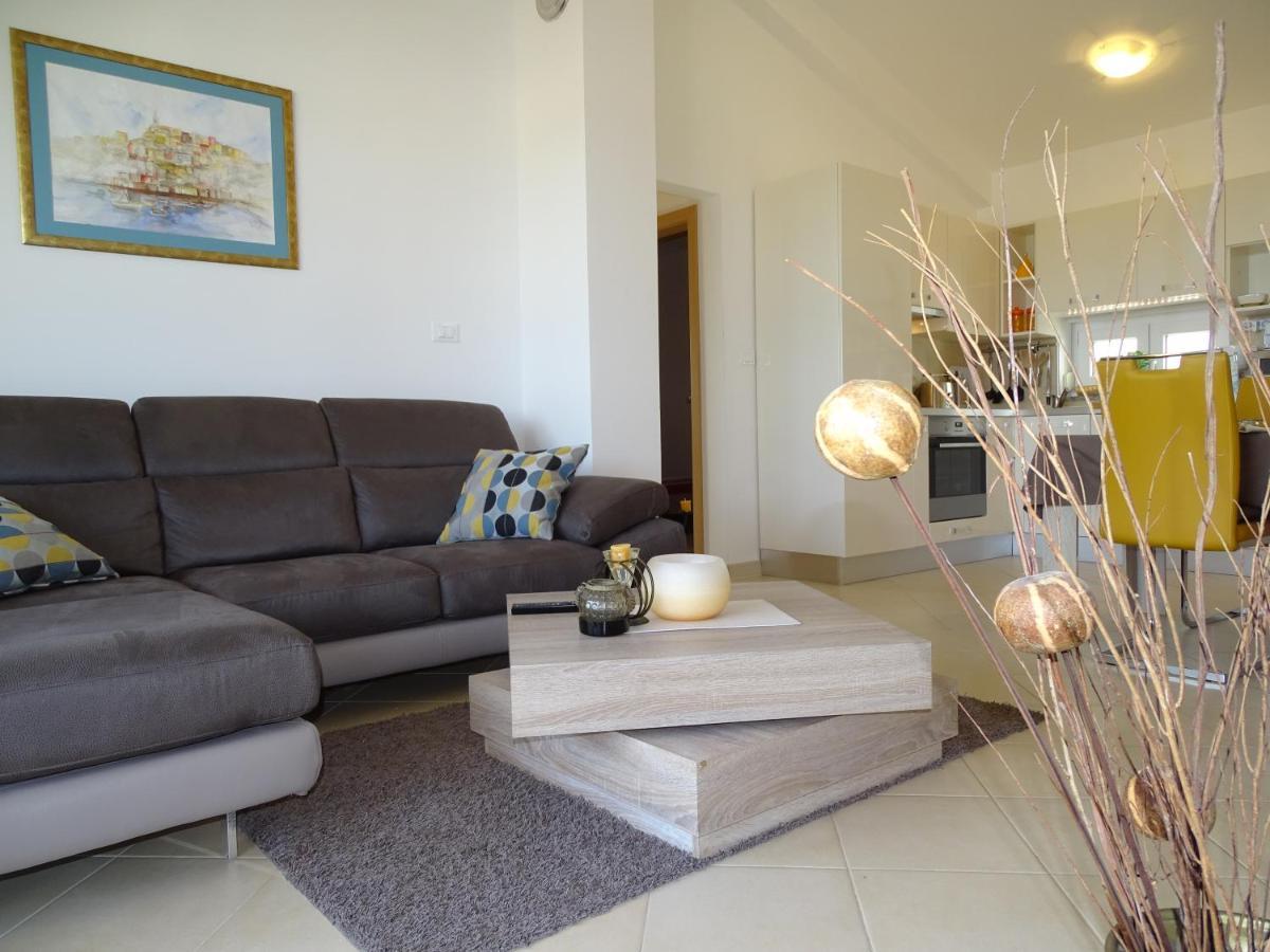 Apartment Bellavista Novigrad  Exterior photo